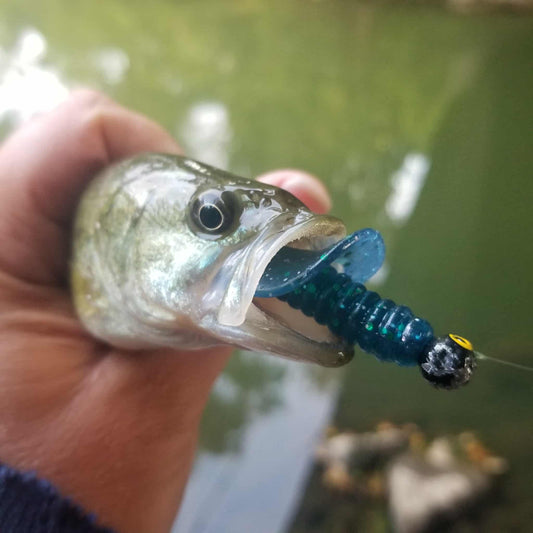 25pcs - 3" Curly Tail Grub - Emerald Ice